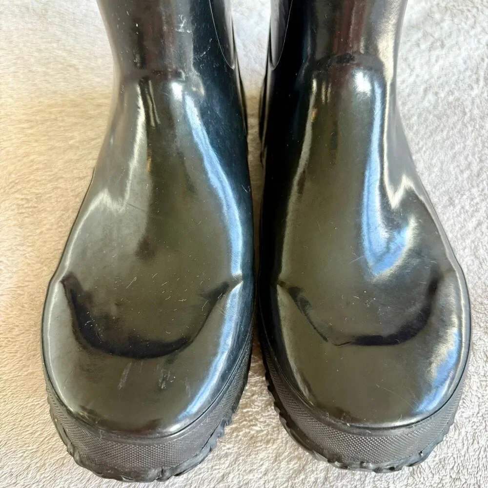 BOGS Big Boys Solid Black Rainboots Size 6